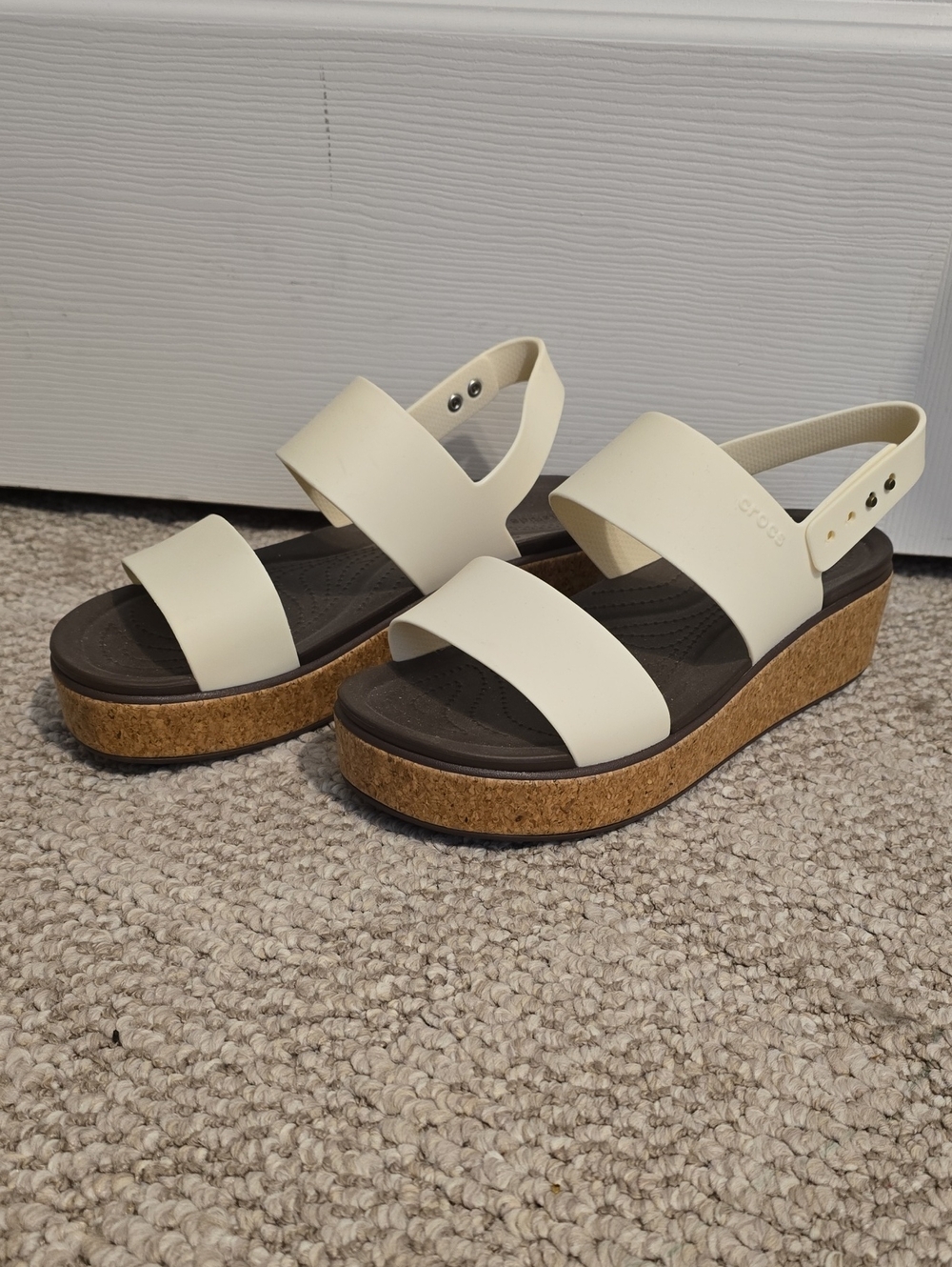 CROCS Brooklyn Cream Low Wedge Platform Sandals with Cork-Style Midsole